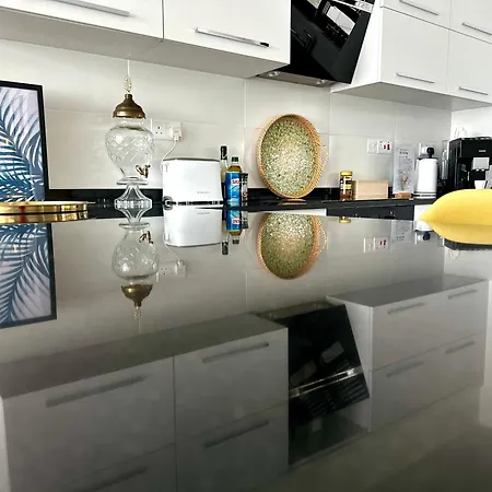 Premium Home: Bungalow-apartment Mit Rooftop Nahe Golfclub & *