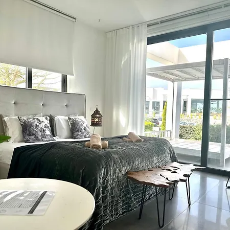 Premium Home: Bungalow-apartment Mit Rooftop Nahe Golfclub & *