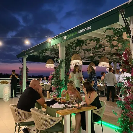 アパート Premium Home: Bungalow-apartment Mit Rooftop Nahe Golfclub & Agios Georgios (Girne)